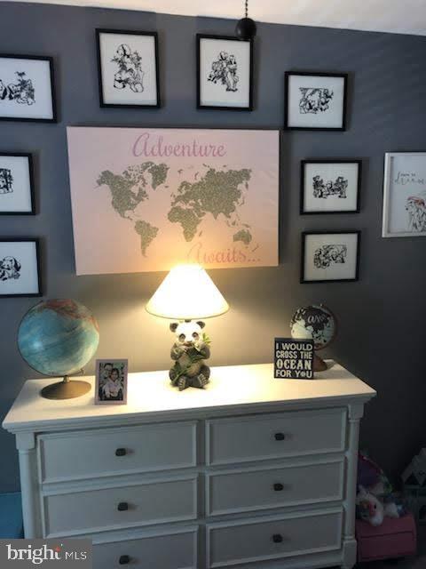 SPRING RIDGE - Residential