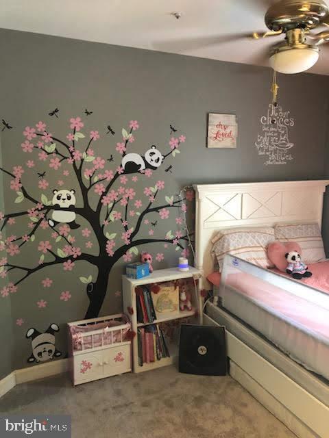 SPRING RIDGE - Residential