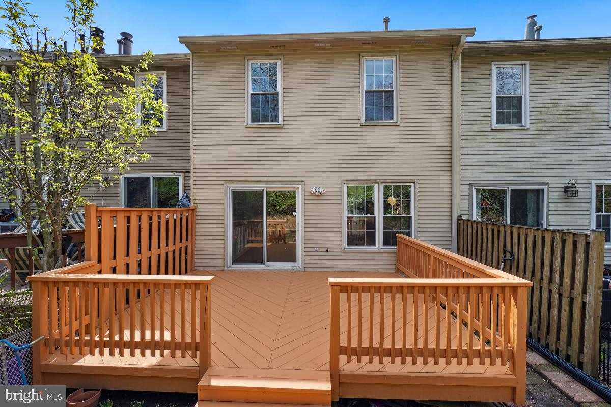 ROCK CREEK MANOR - Residential