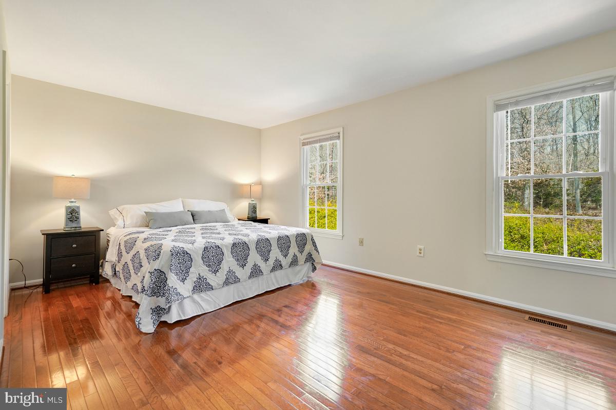 ROCK CREEK MANOR - Residential