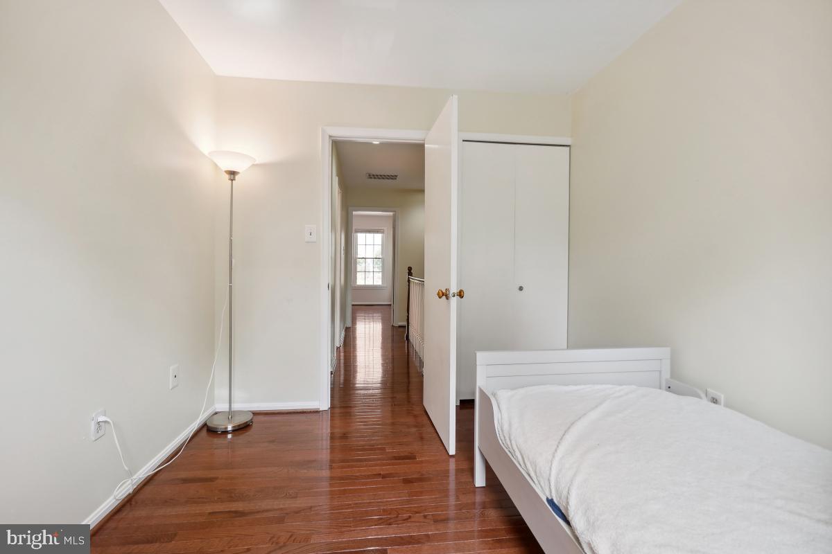 ROCK CREEK MANOR - Residential