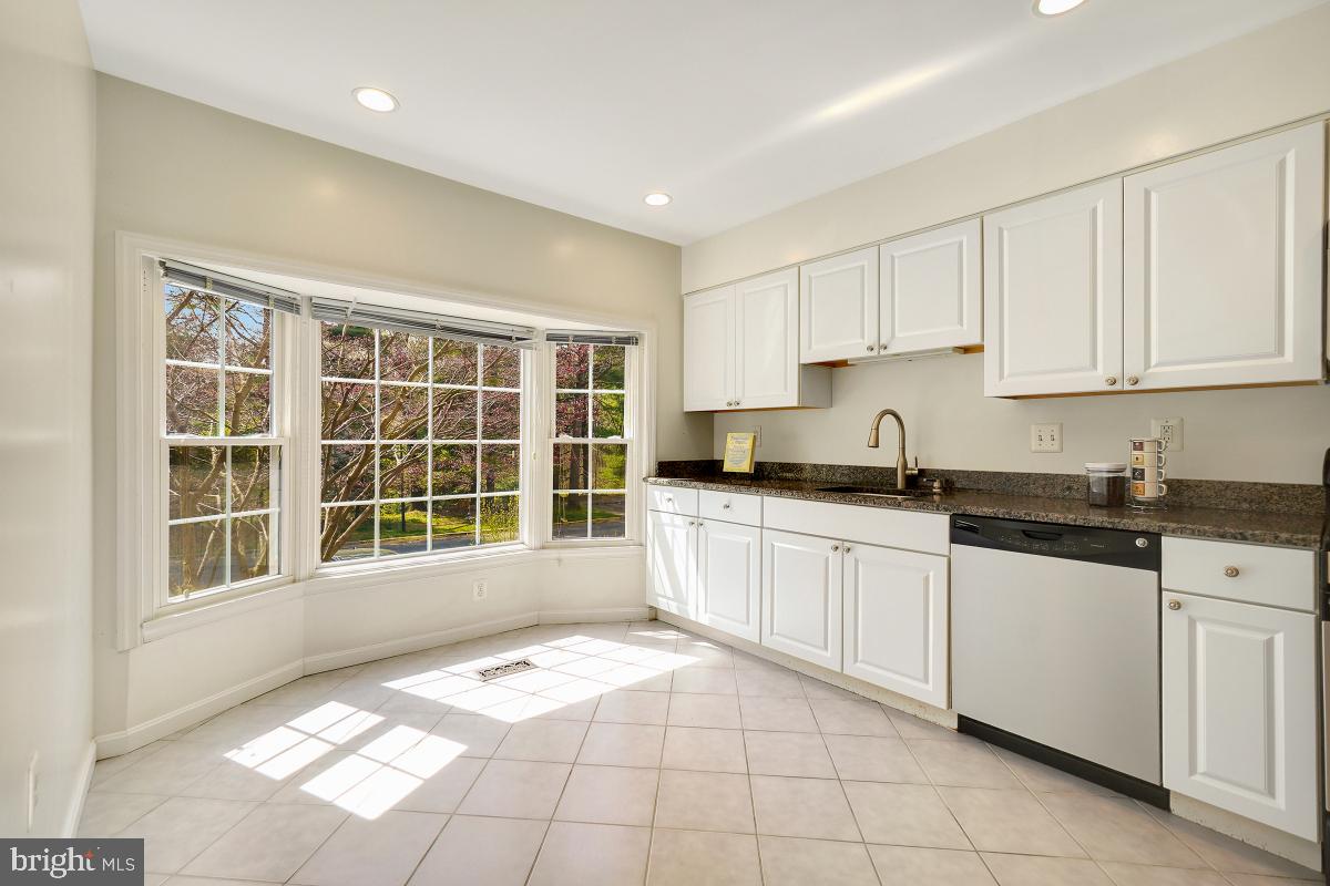 ROCK CREEK MANOR - Residential