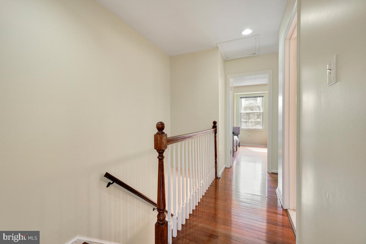 ROCK CREEK MANOR - Residential