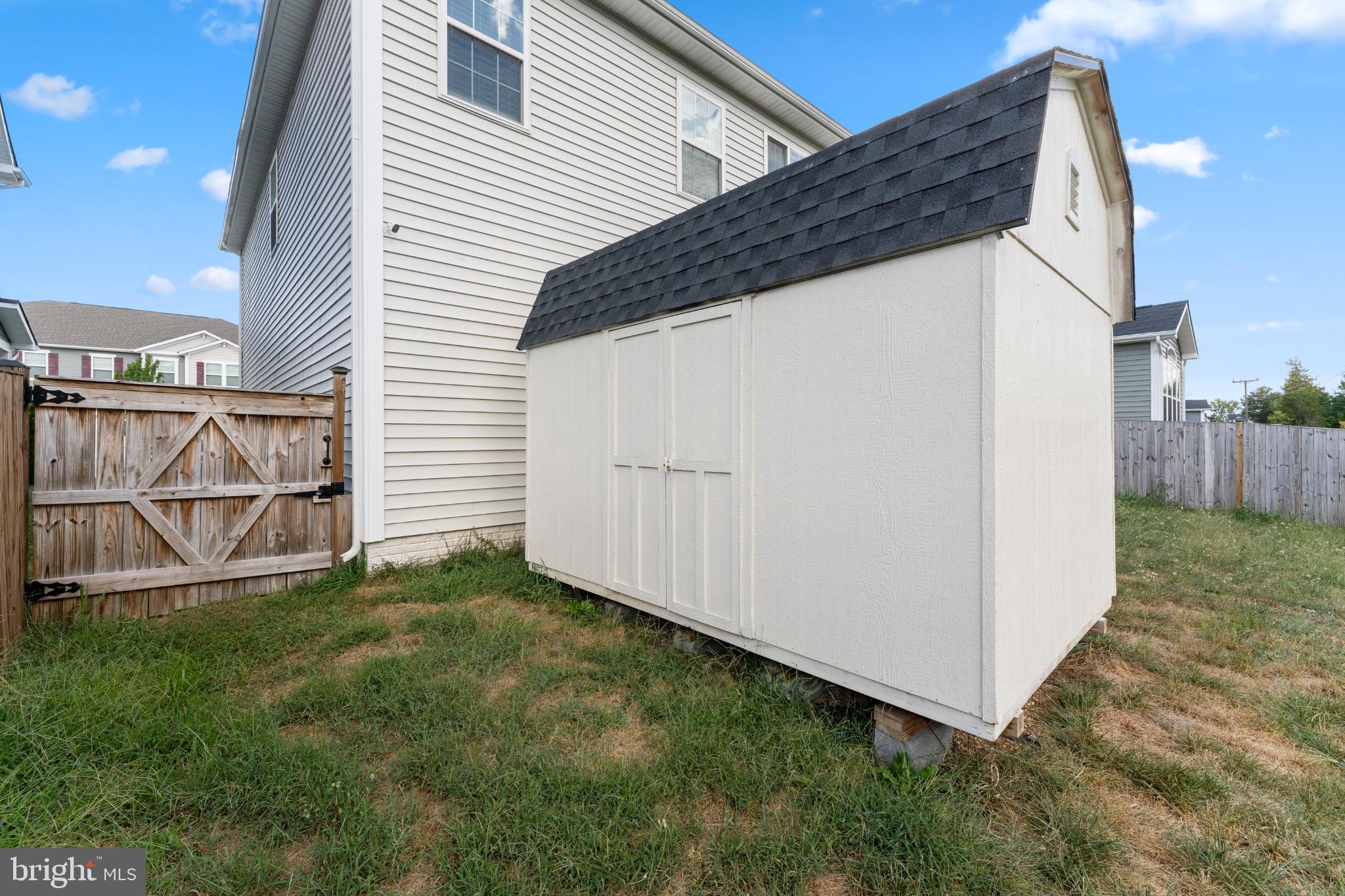 HARRISON VILLAGE - Residential Lease