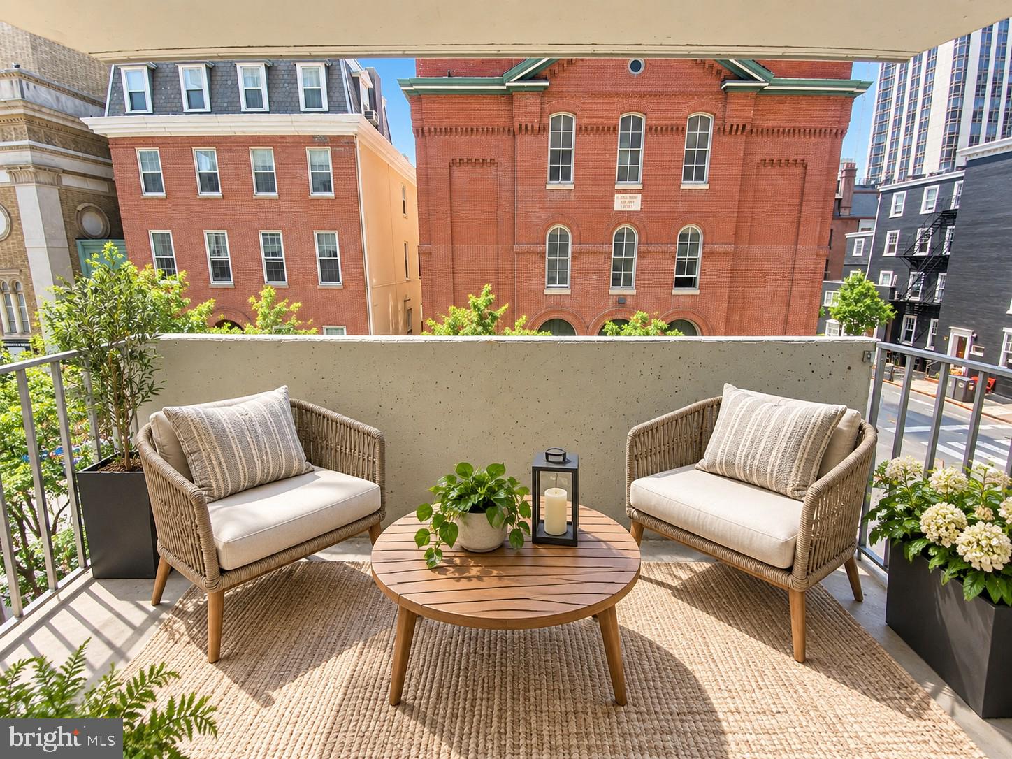 224 W RITTENHOUSE SQUARE 30 214