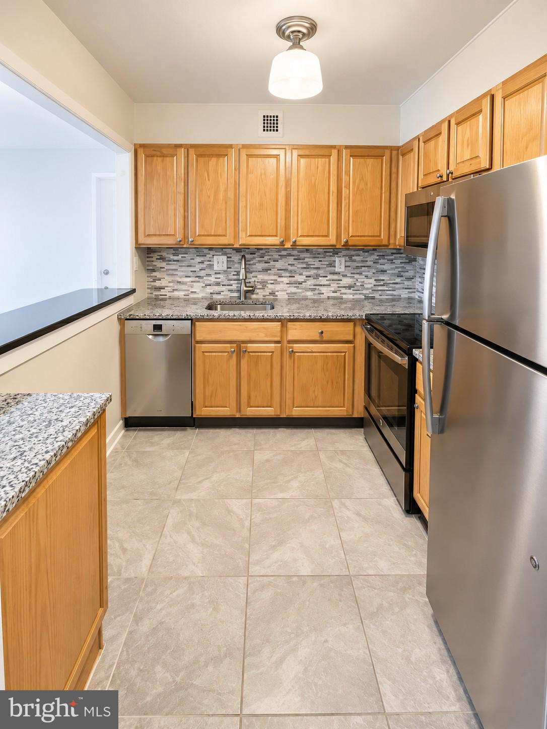 224 W RITTENHOUSE SQUARE 30 214