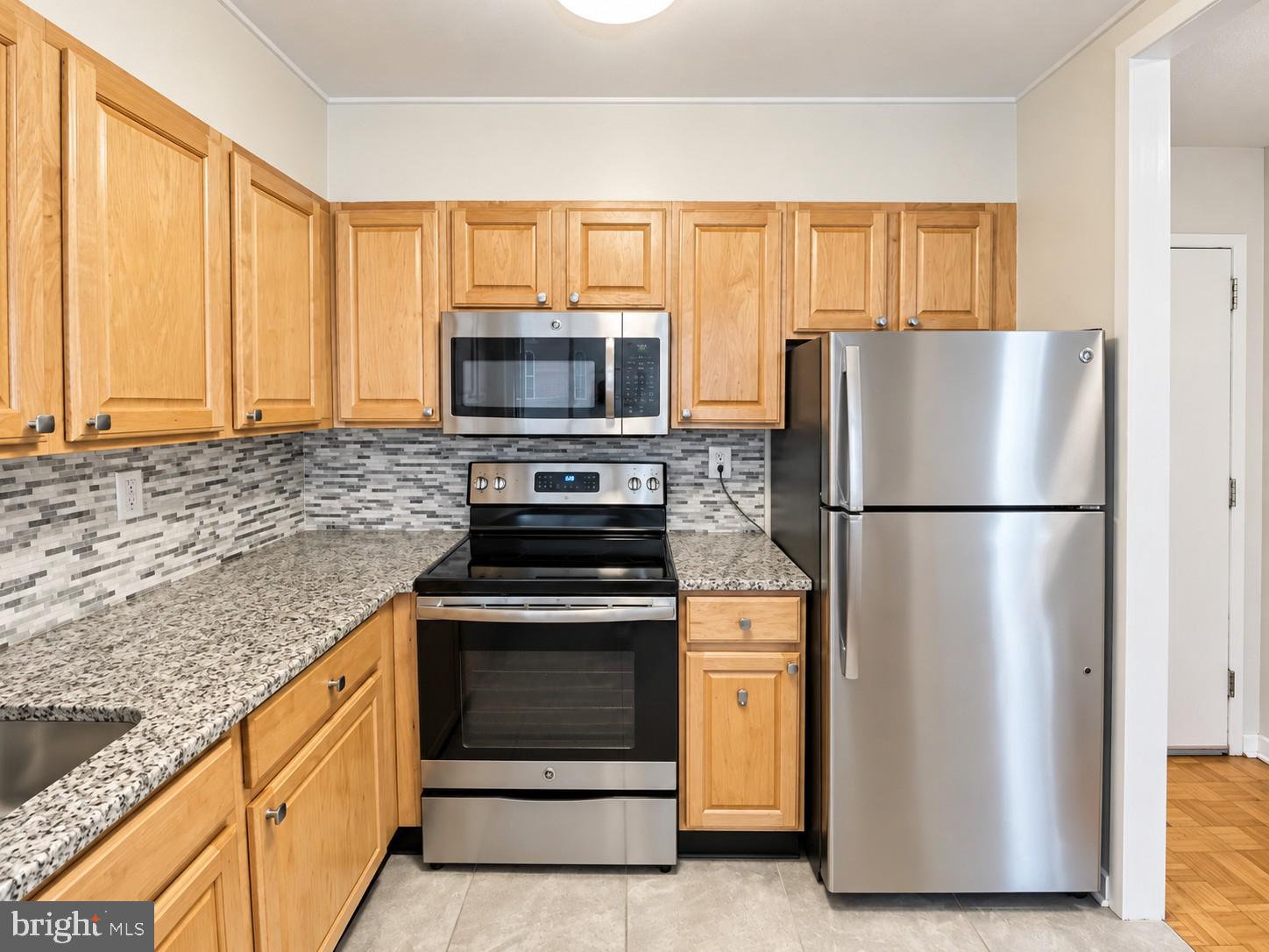 224 W RITTENHOUSE SQUARE 30 214