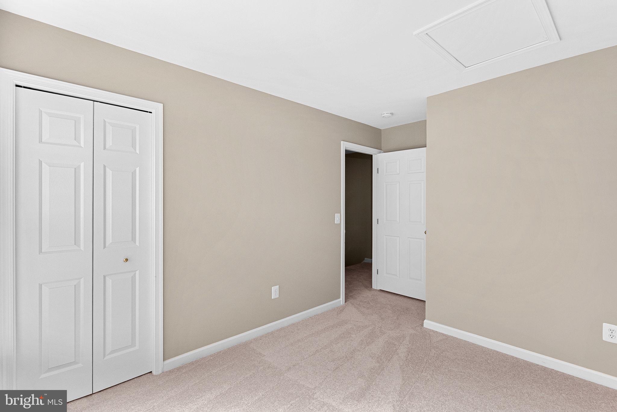 LAKELAND PLACE - Residential