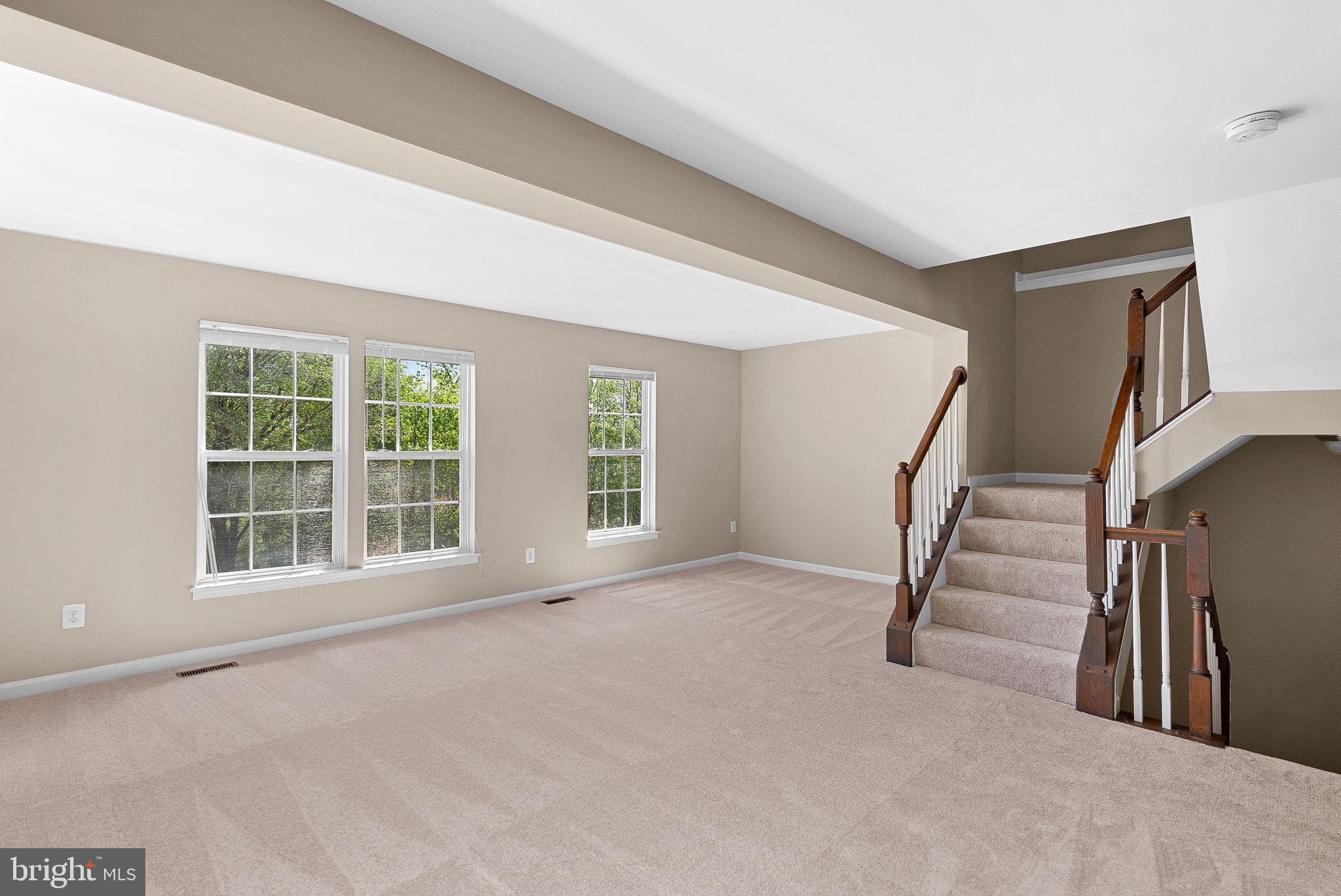 LAKELAND PLACE - Residential