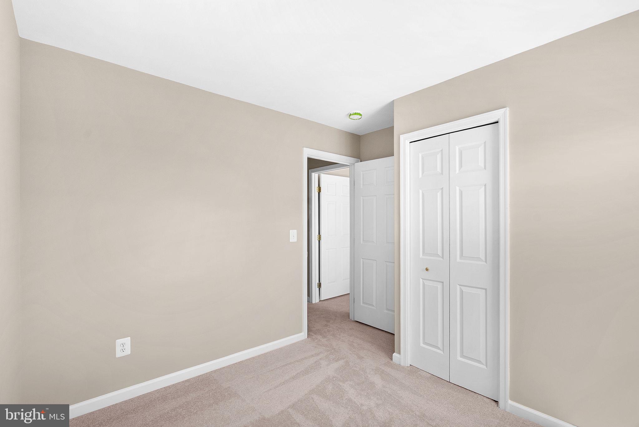 LAKELAND PLACE - Residential