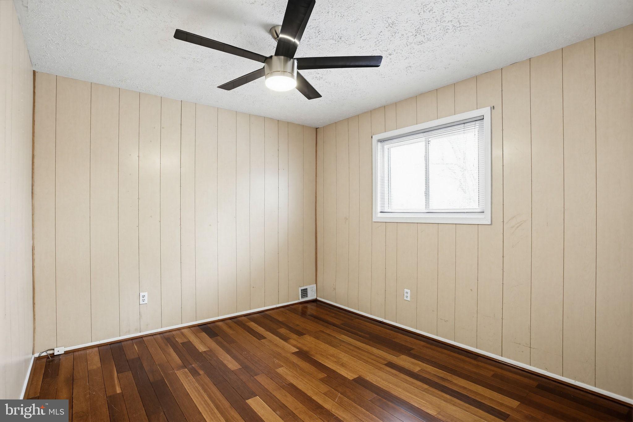 OLNEY ACRES - Residential