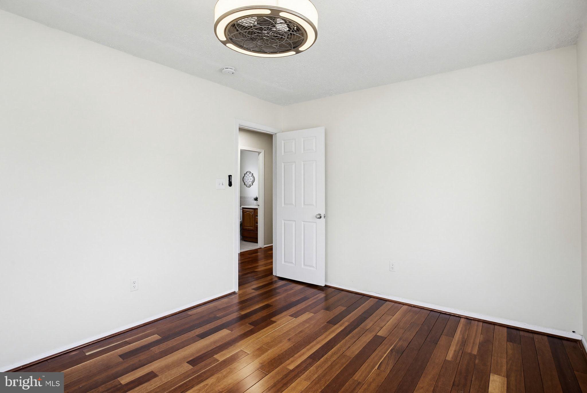 OLNEY ACRES - Residential