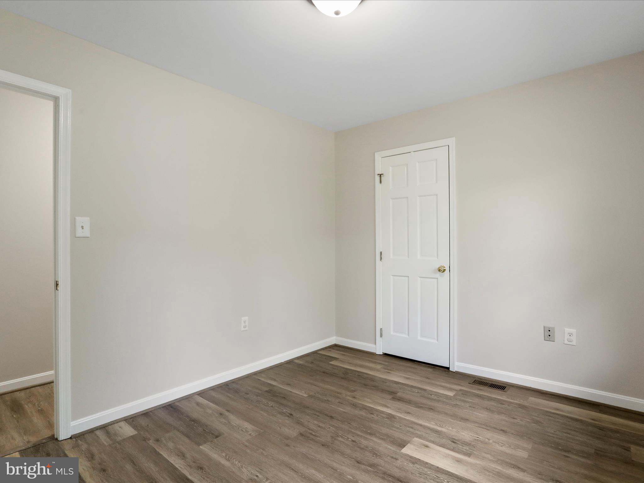 CROOKED RUN - Residential