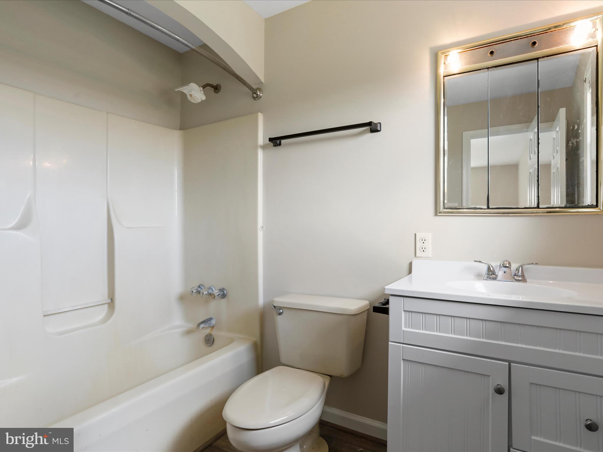 CROOKED RUN - Residential