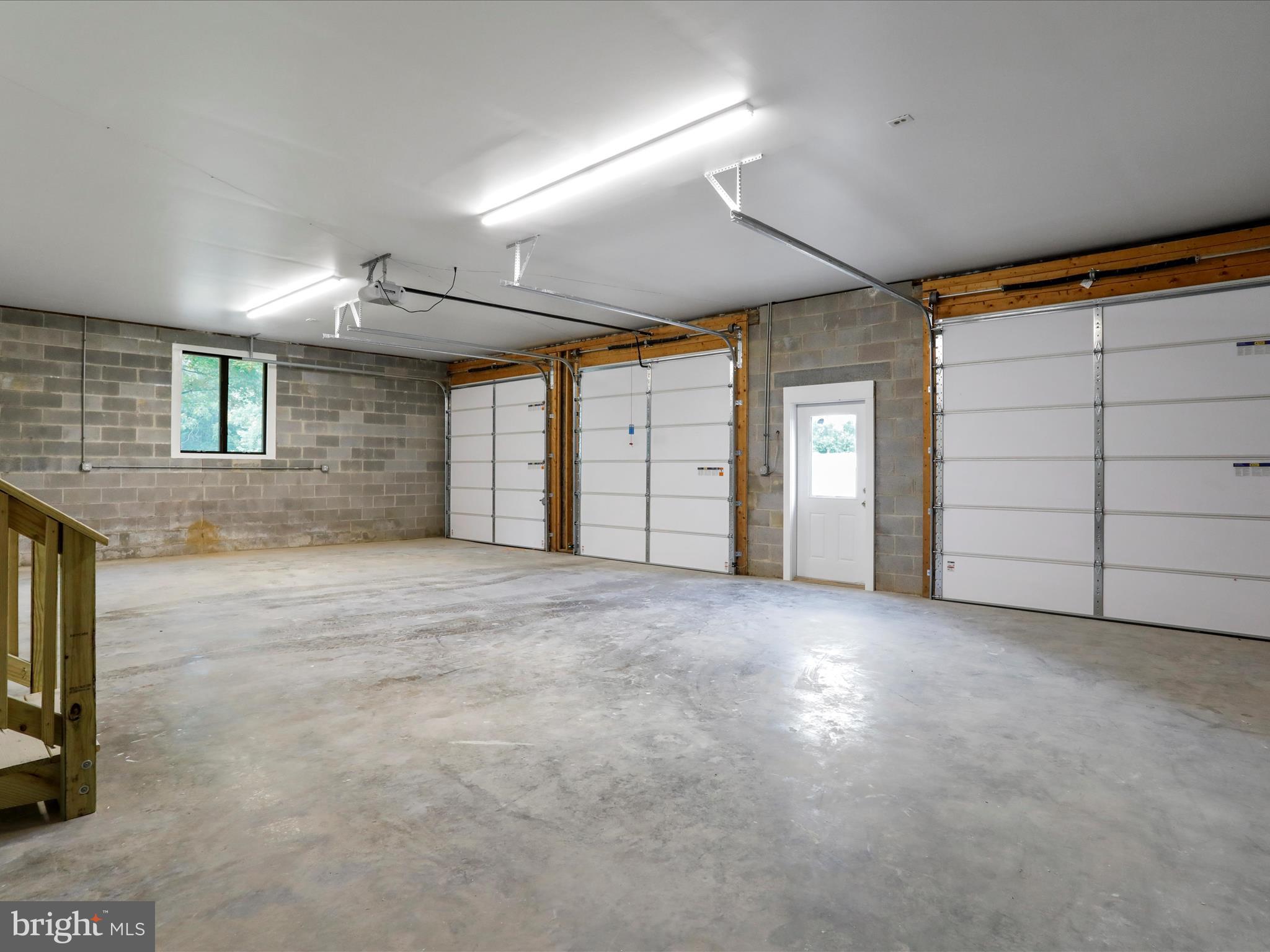 CROOKED RUN - Residential