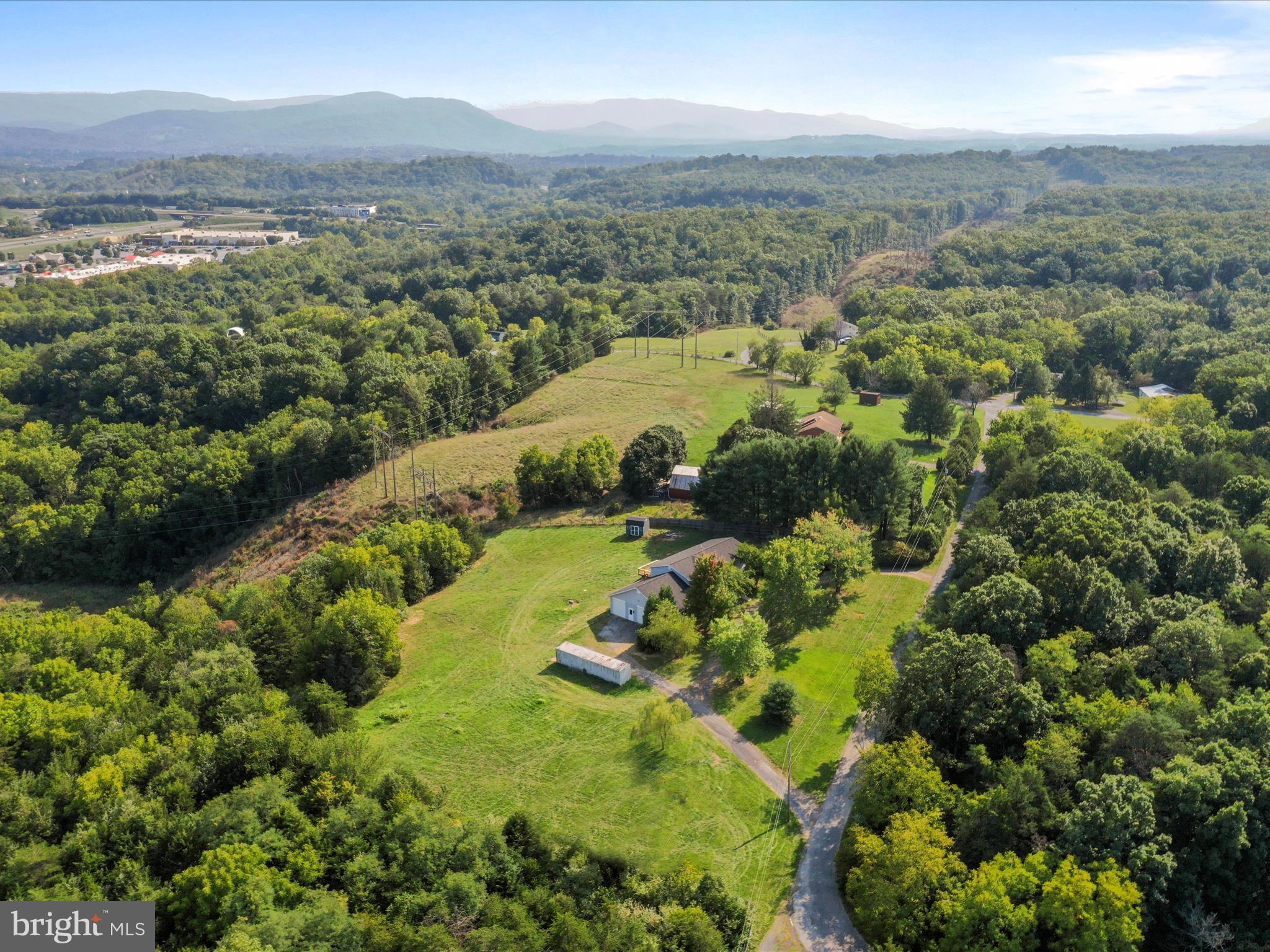 CROOKED RUN - Residential