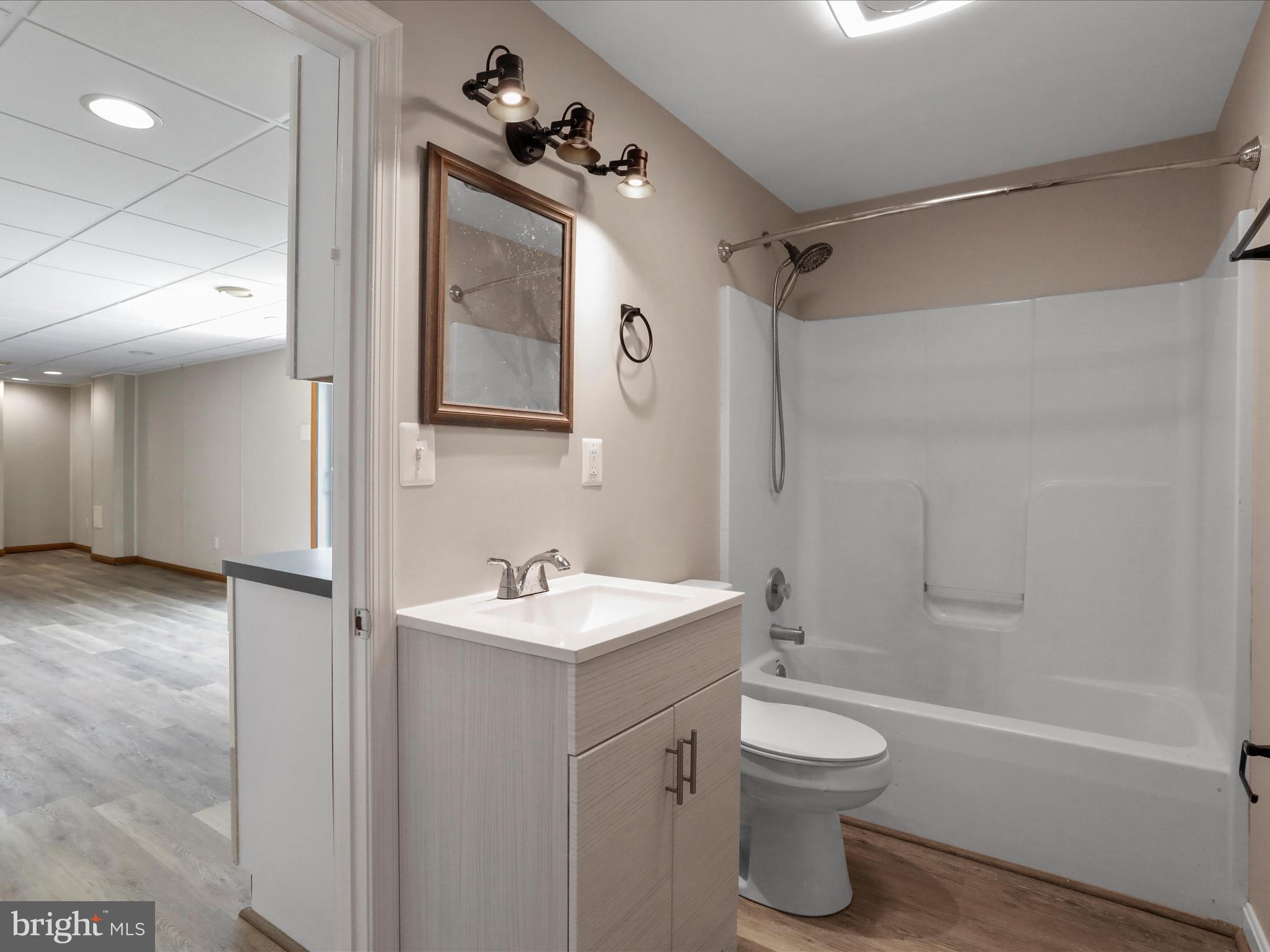 CROOKED RUN - Residential