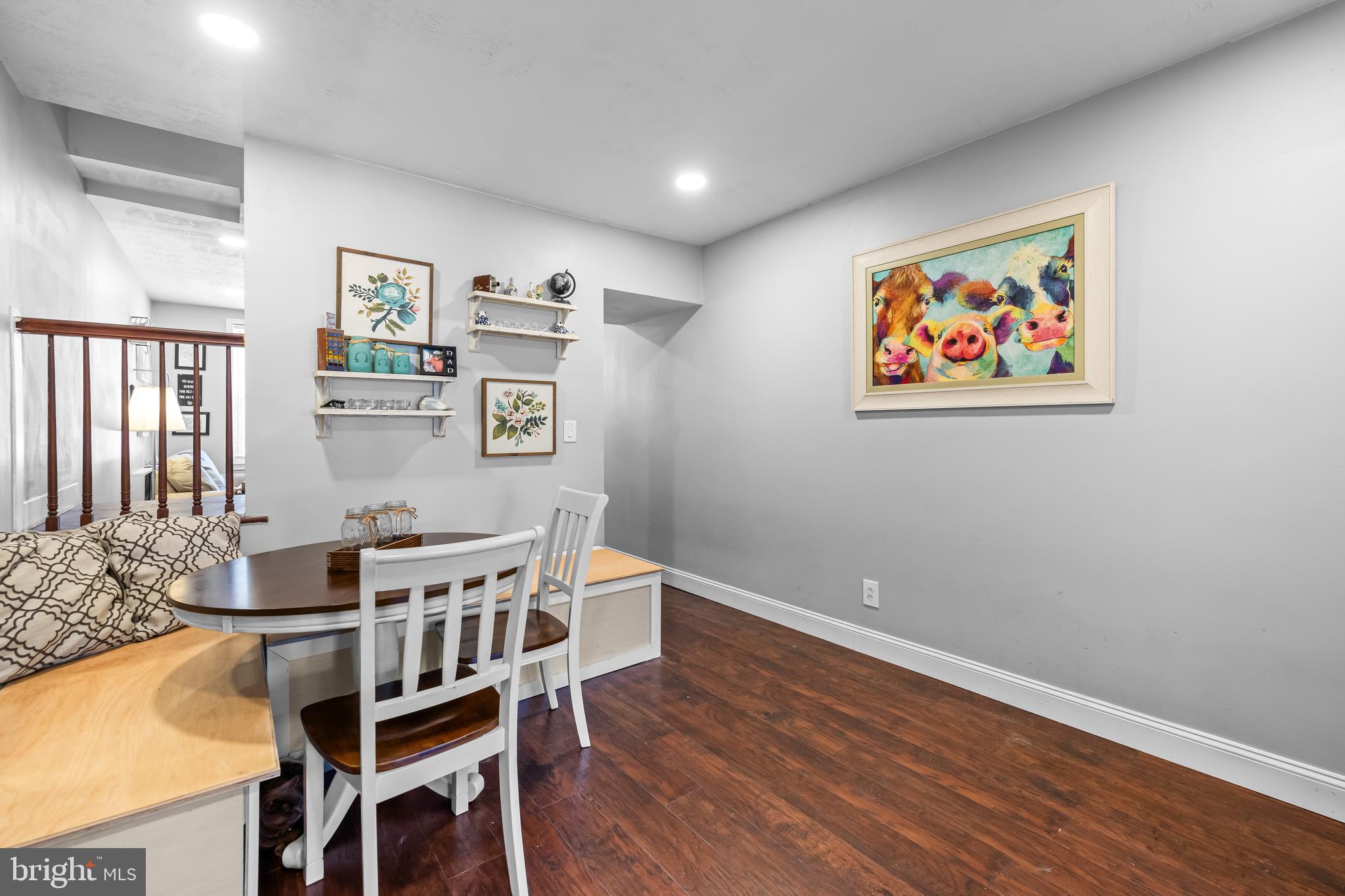 LOCUST POINT - Residential