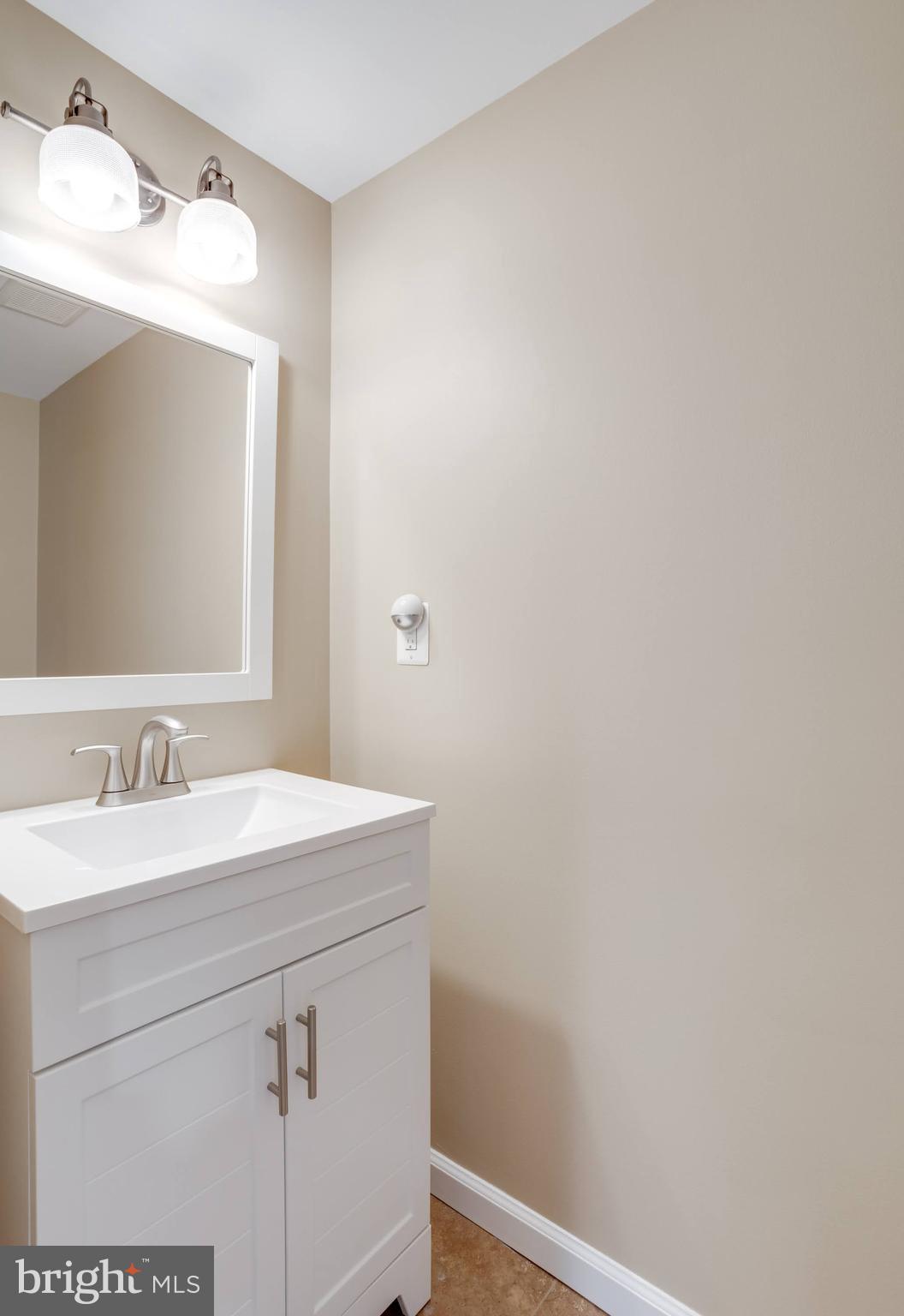 BURKE CENTRE - Residential