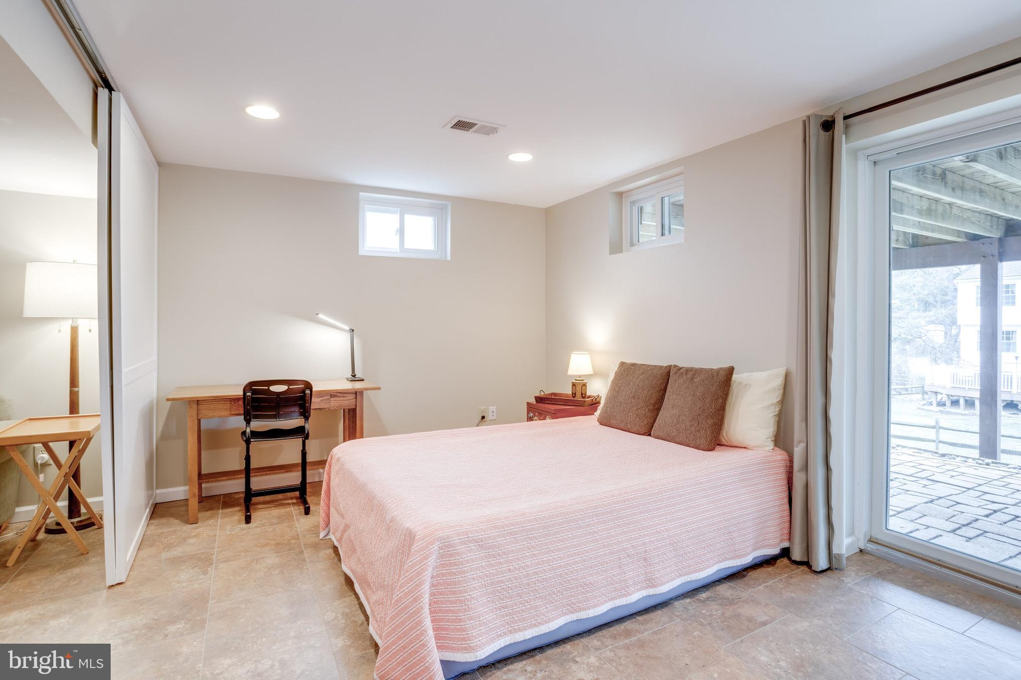 BURKE CENTRE - Residential