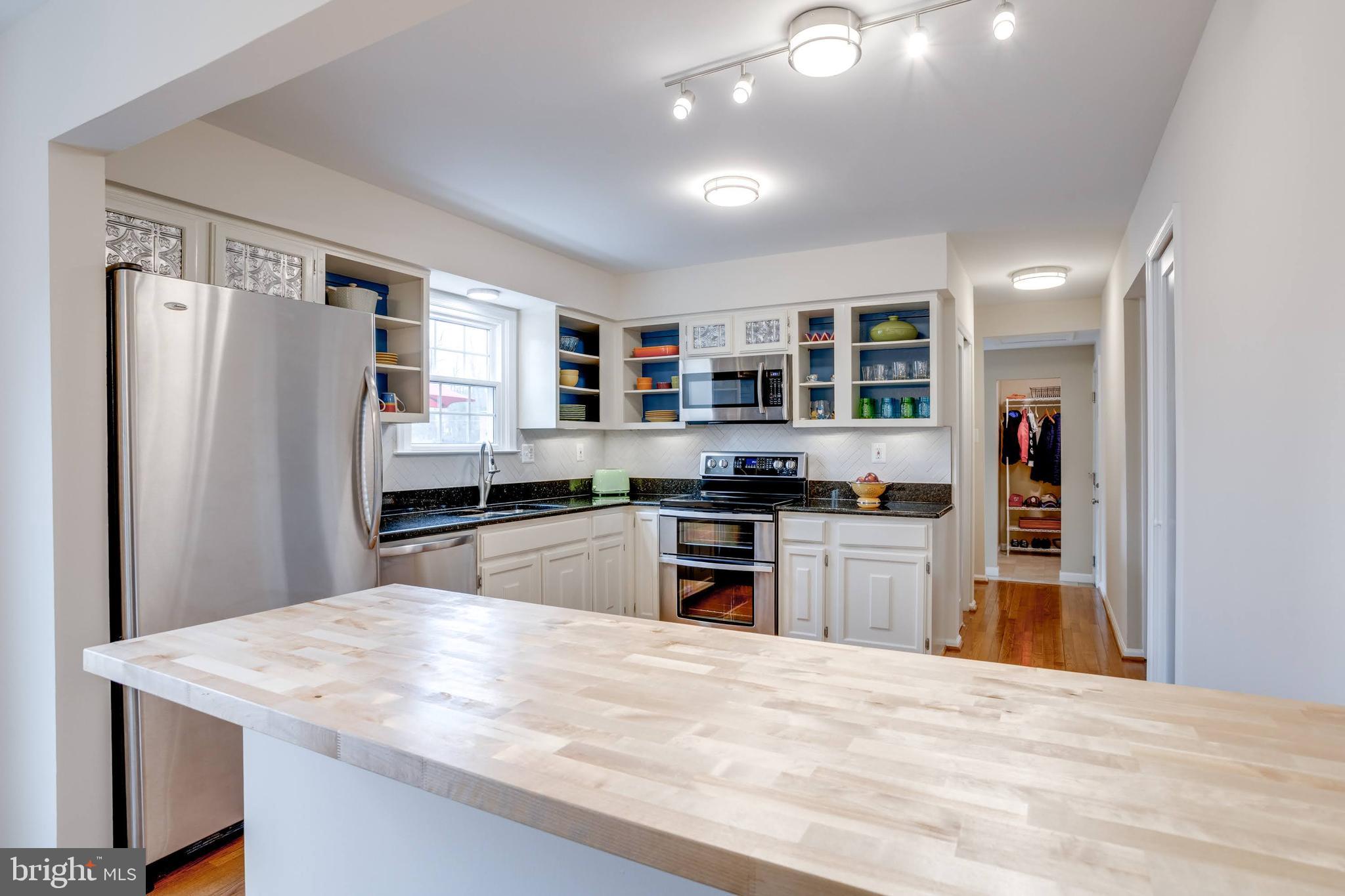 BURKE CENTRE - Residential