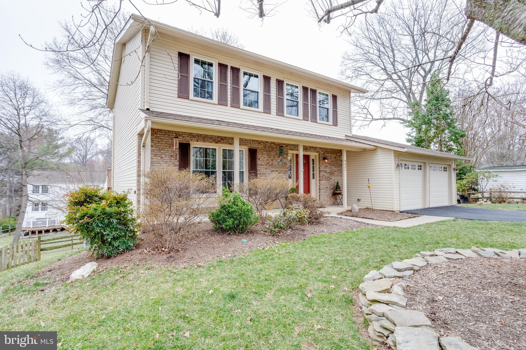 BURKE CENTRE - Residential