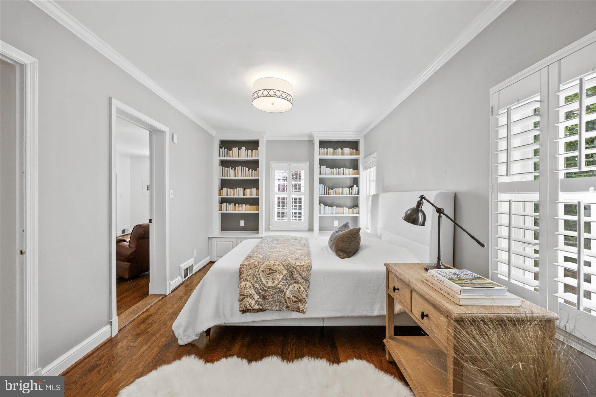 CRYSTAL SPRING KNOLLS - Residential