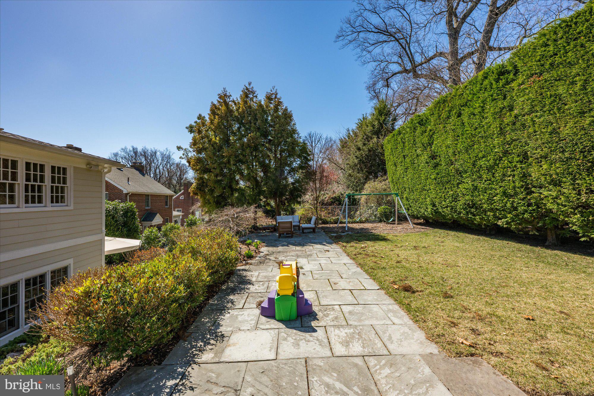 CRYSTAL SPRING KNOLLS - Residential