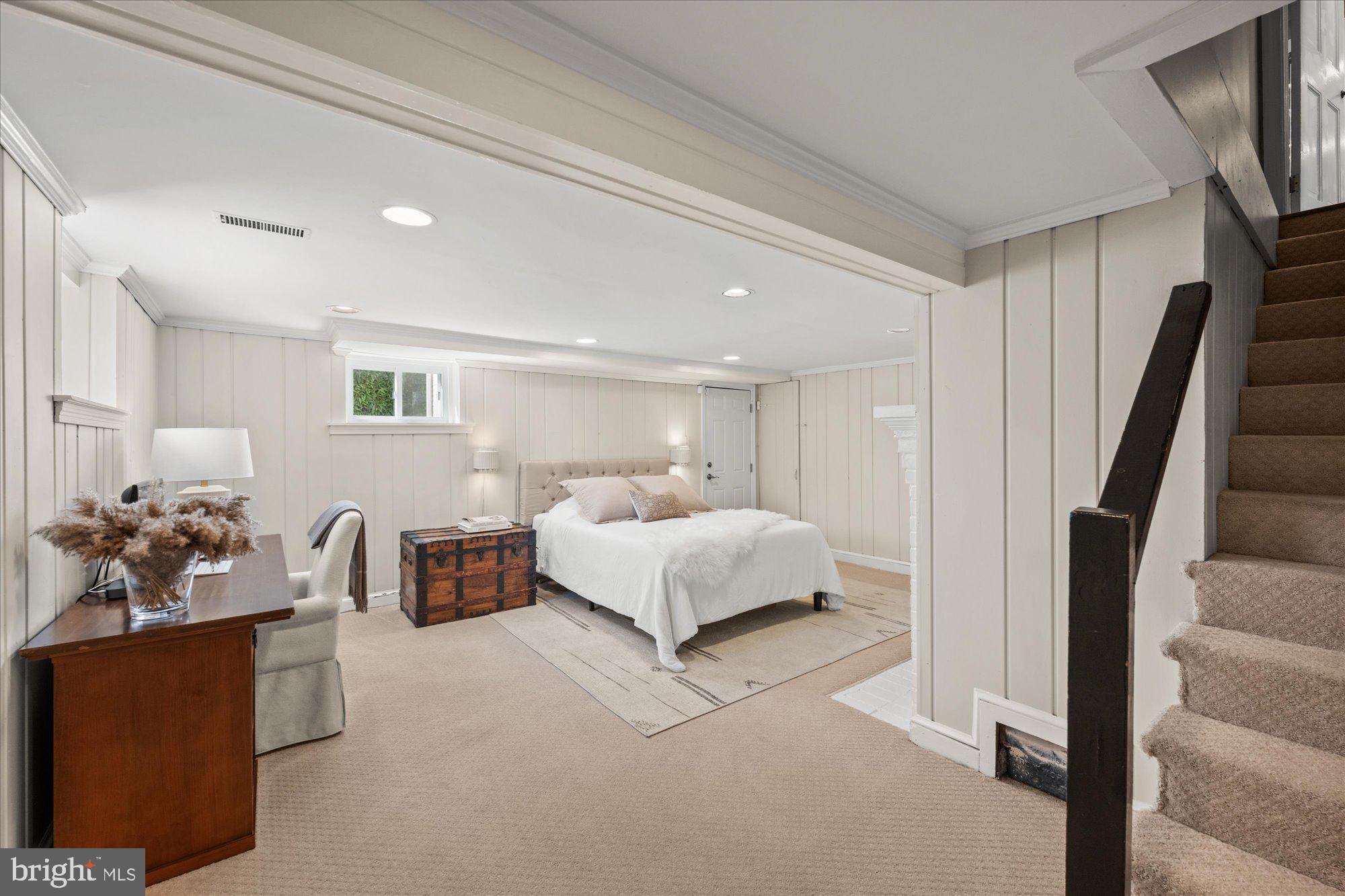 CRYSTAL SPRING KNOLLS - Residential