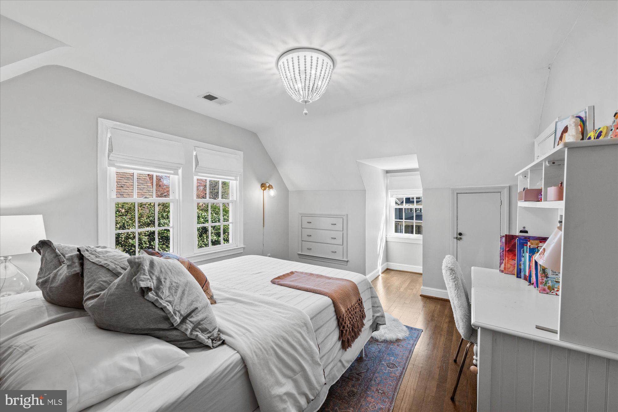 CRYSTAL SPRING KNOLLS - Residential