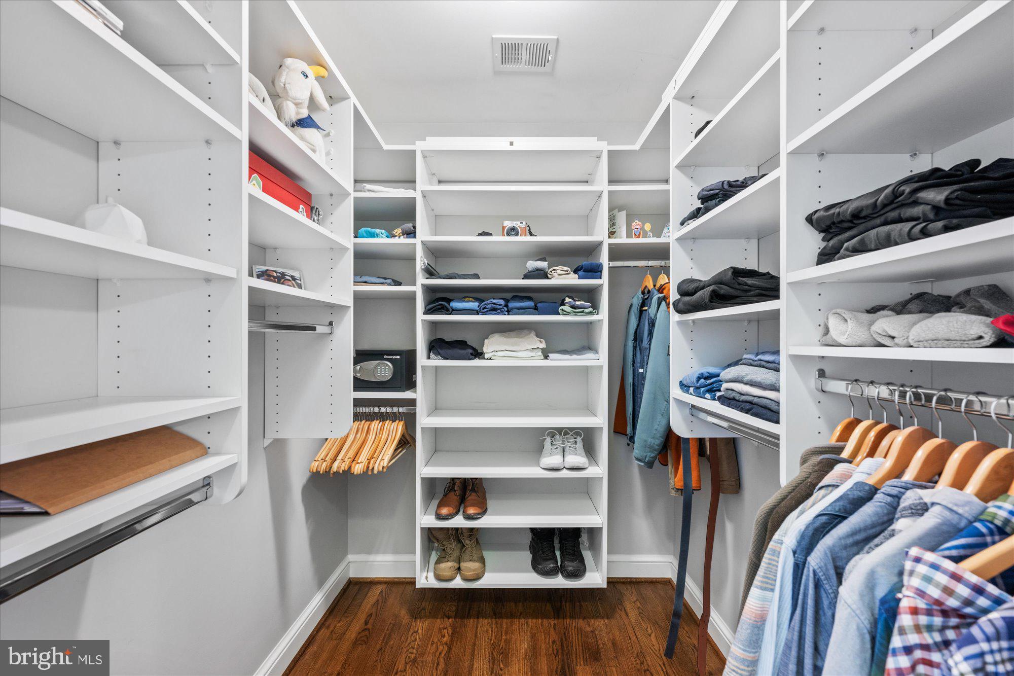 CRYSTAL SPRING KNOLLS - Residential