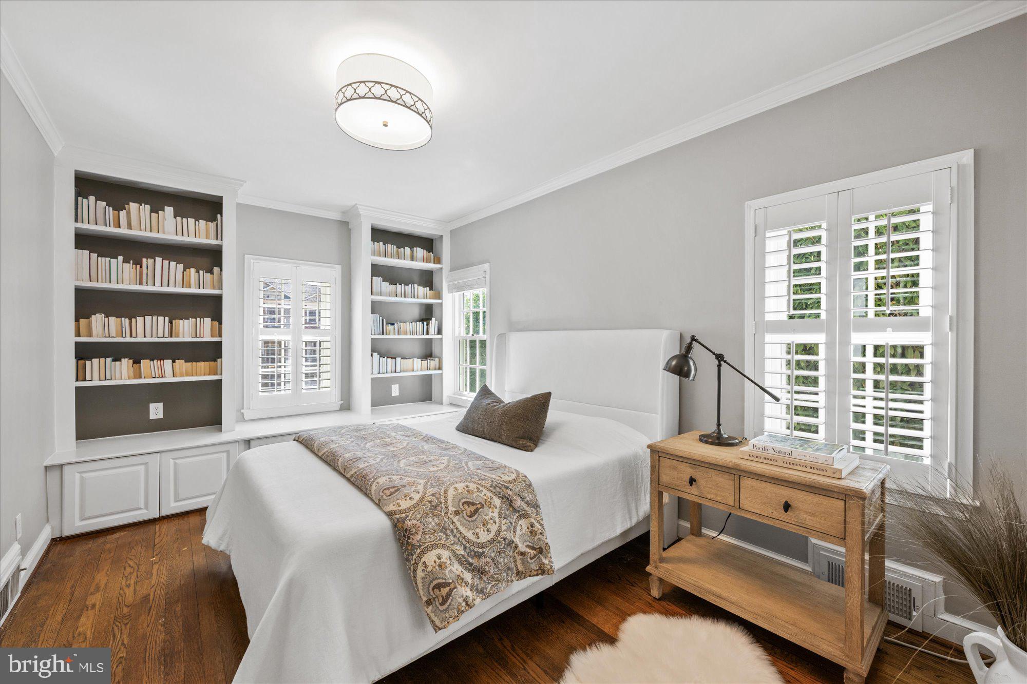 CRYSTAL SPRING KNOLLS - Residential