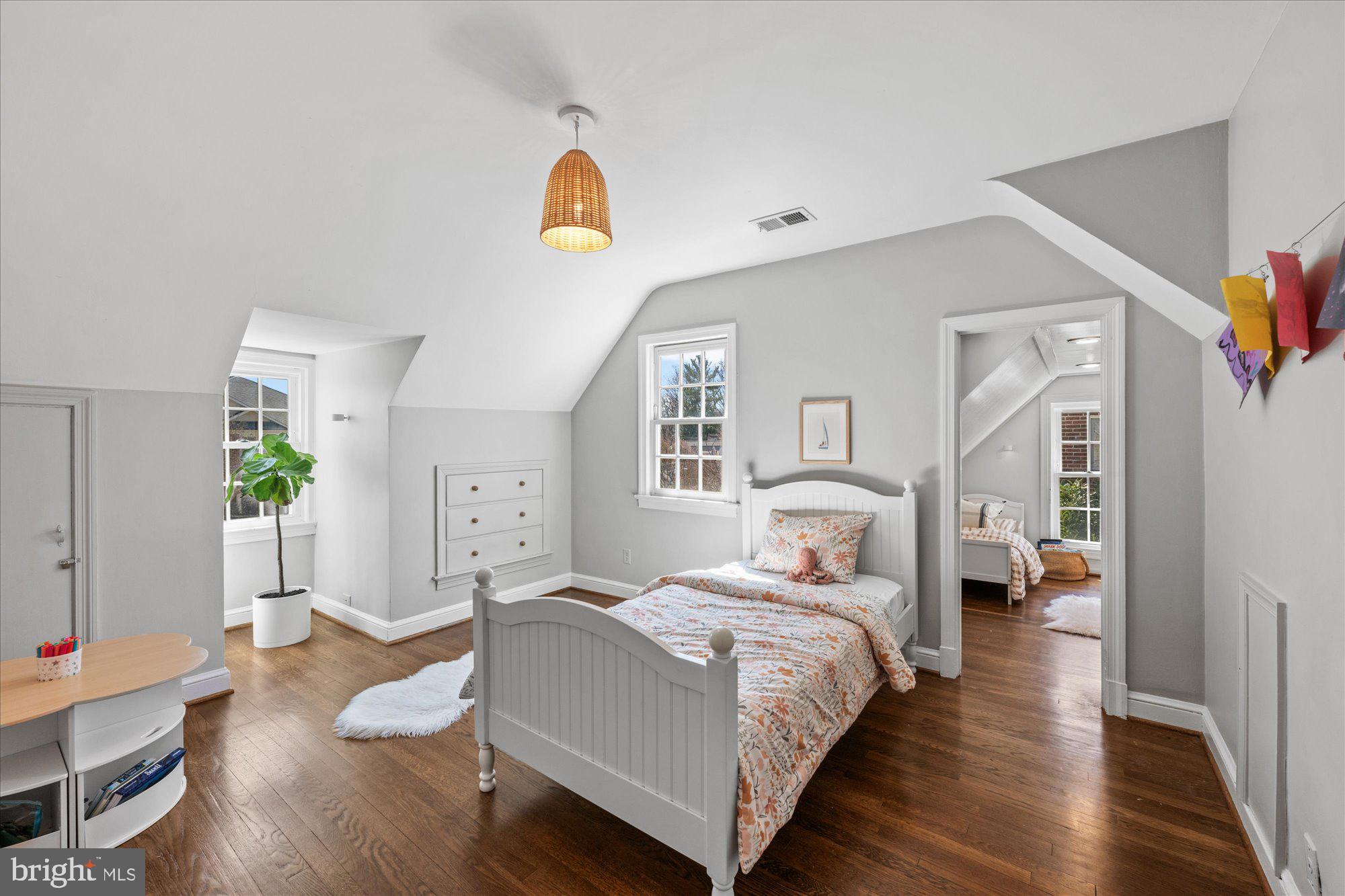 CRYSTAL SPRING KNOLLS - Residential