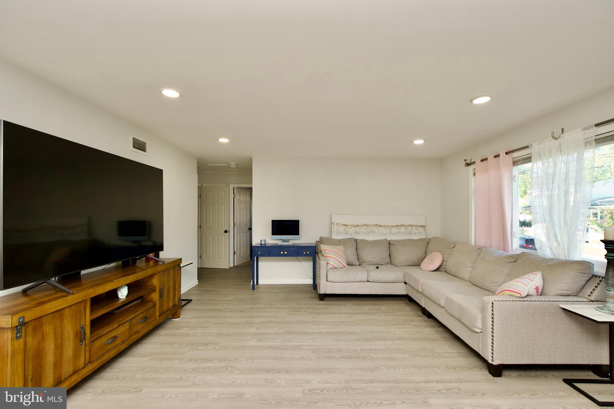 GOOD LUCK HEIGHTS - Residential