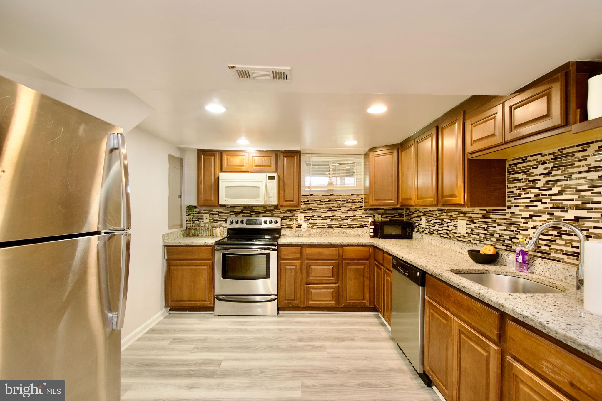 GOOD LUCK HEIGHTS - Residential