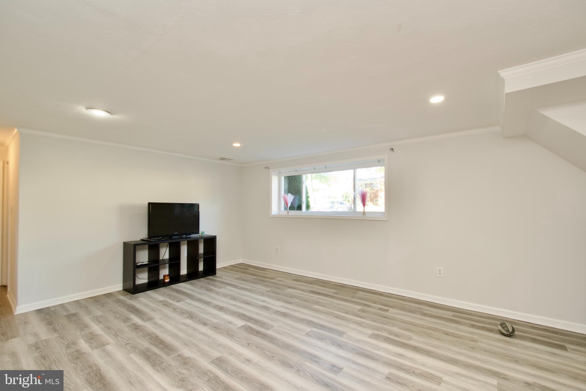 GOOD LUCK HEIGHTS - Residential