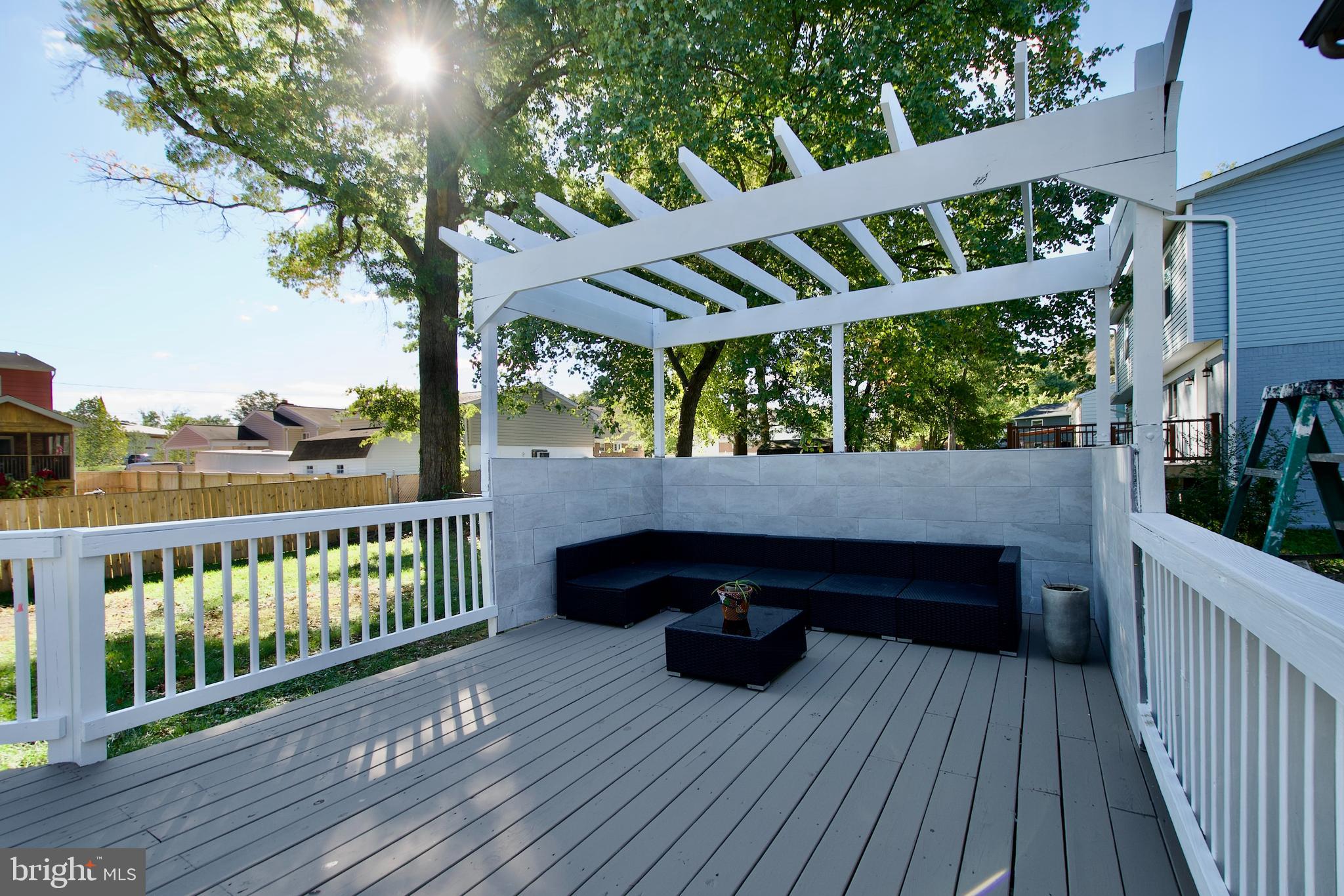 GOOD LUCK HEIGHTS - Residential