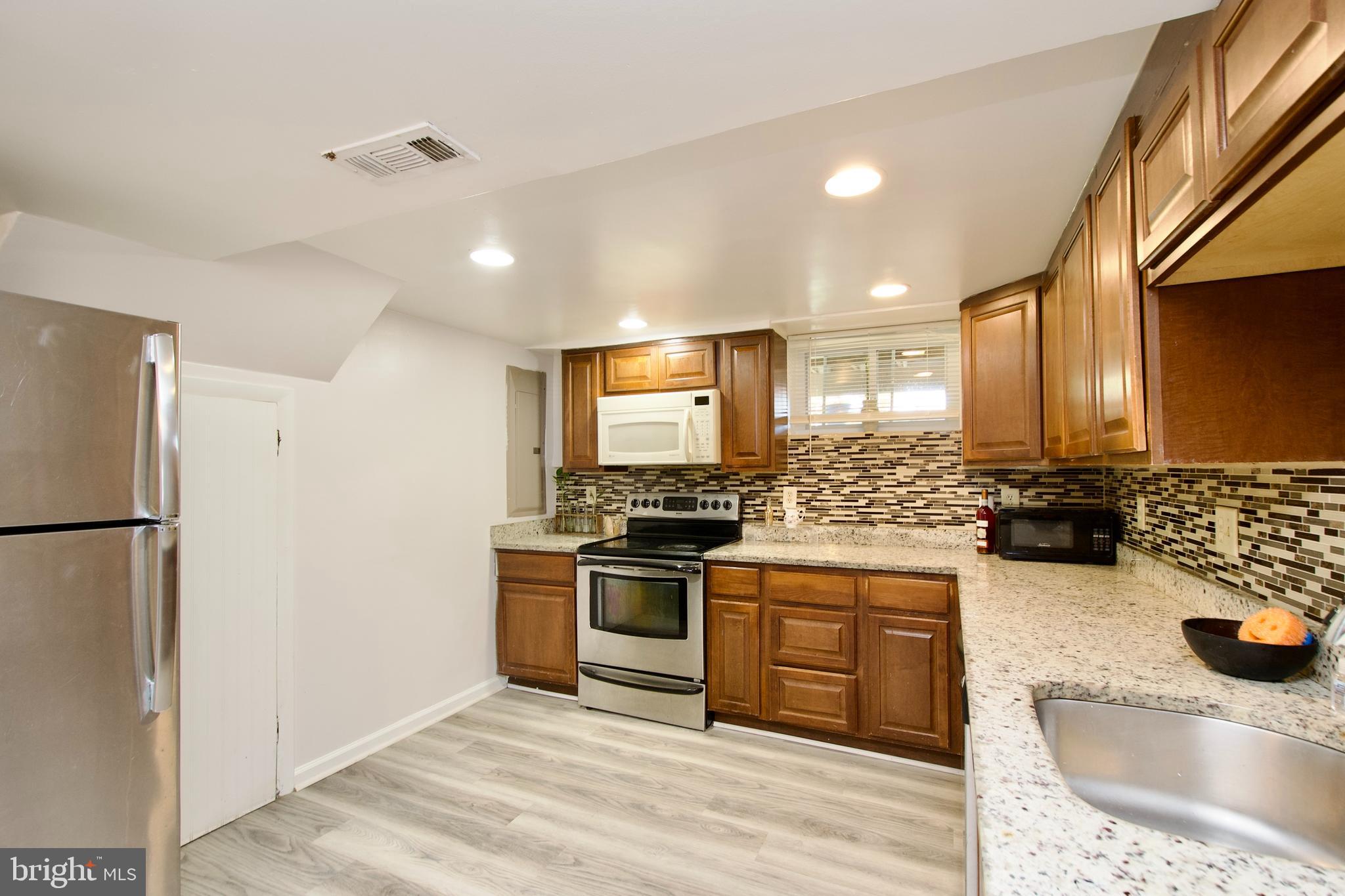 GOOD LUCK HEIGHTS - Residential