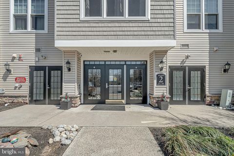 Condo For Sale - 235 Masterson Court<br/> Mercer County, EWING, NJ 08618