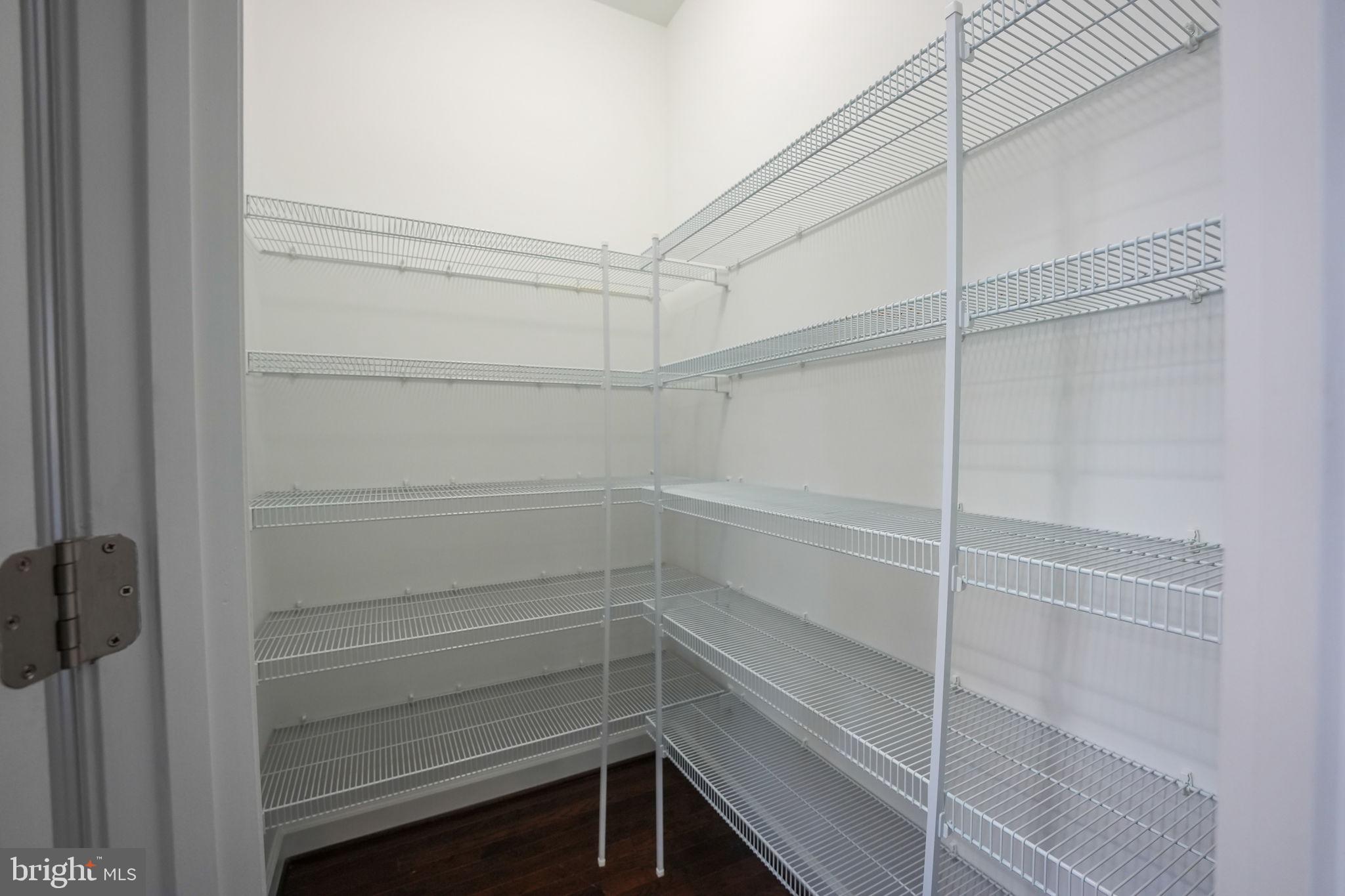 POTTERS GLEN - Residential