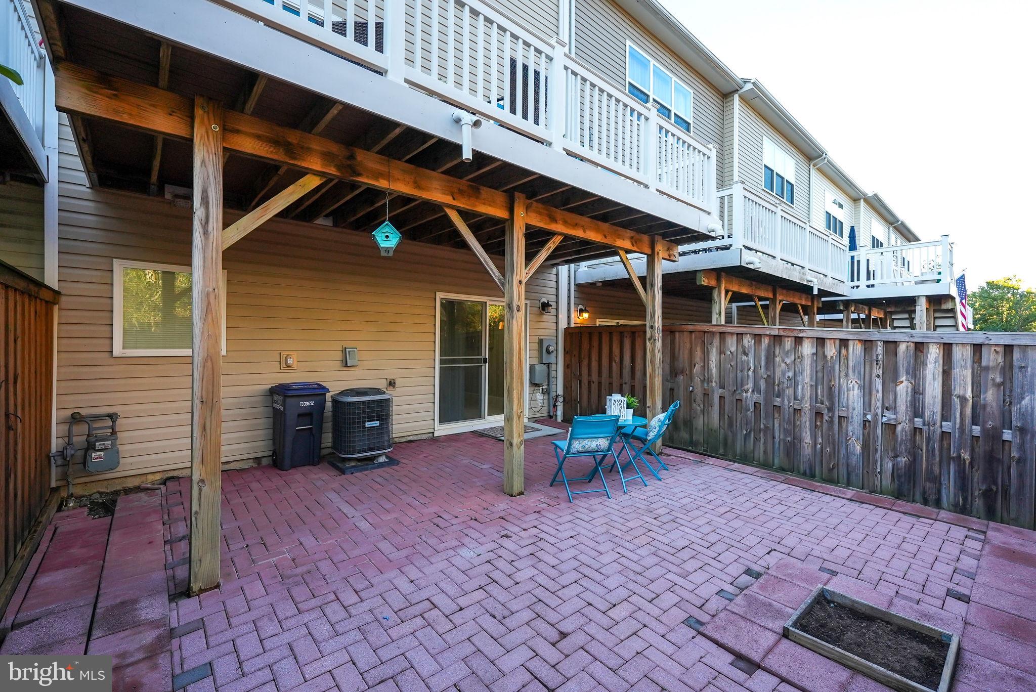 POTTERS GLEN - Residential