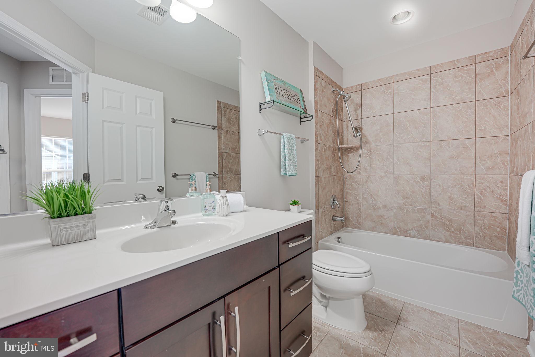 POTTERS GLEN - Residential