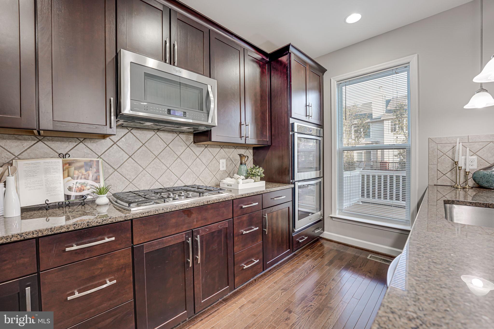 POTTERS GLEN - Residential