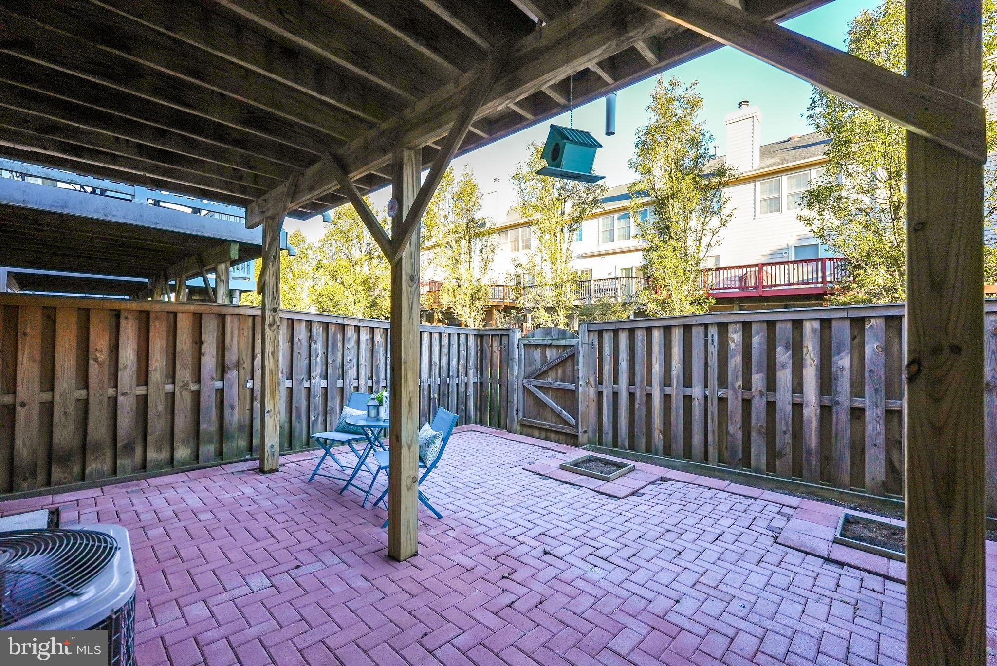 POTTERS GLEN - Residential