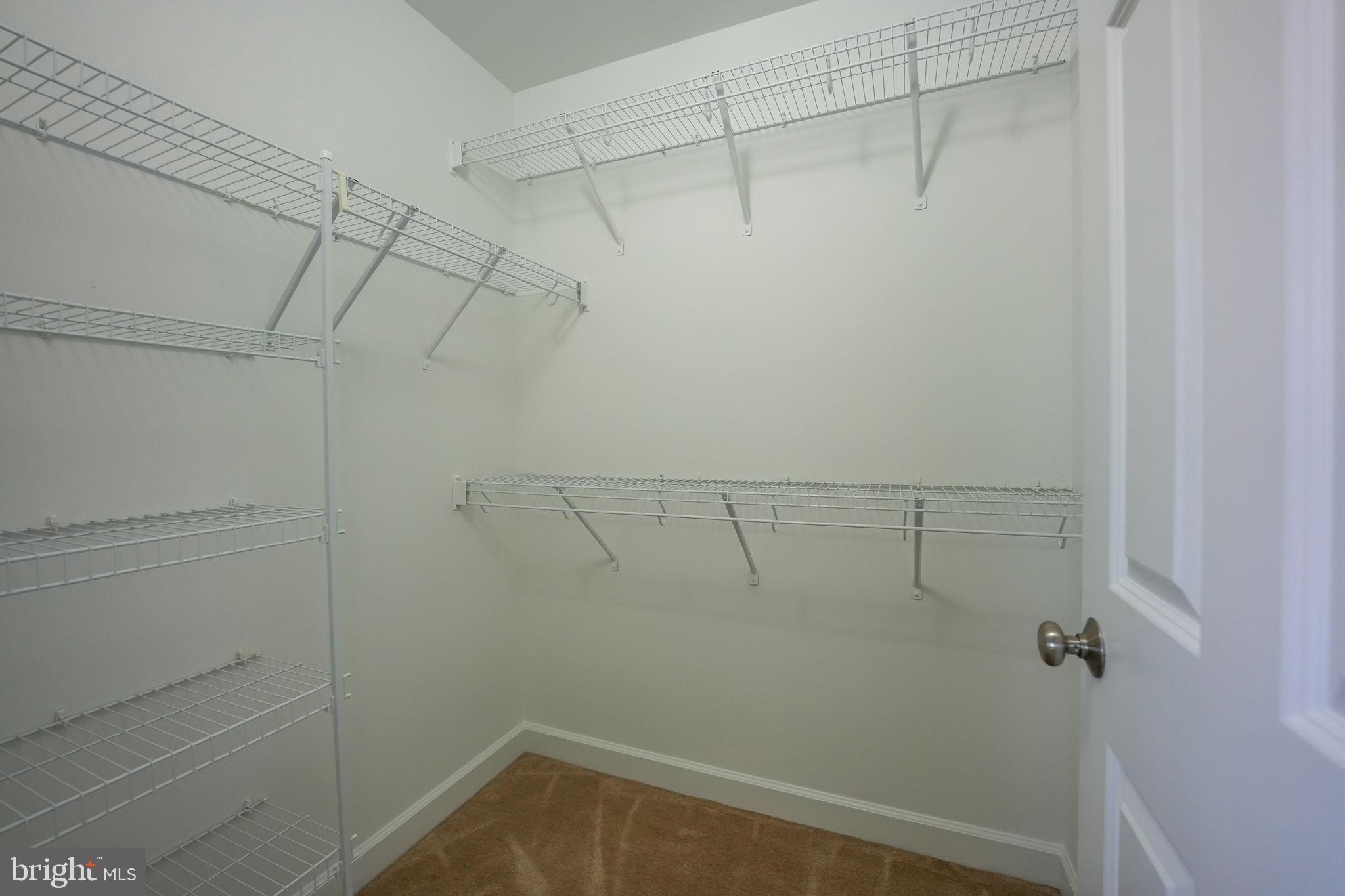 POTTERS GLEN - Residential