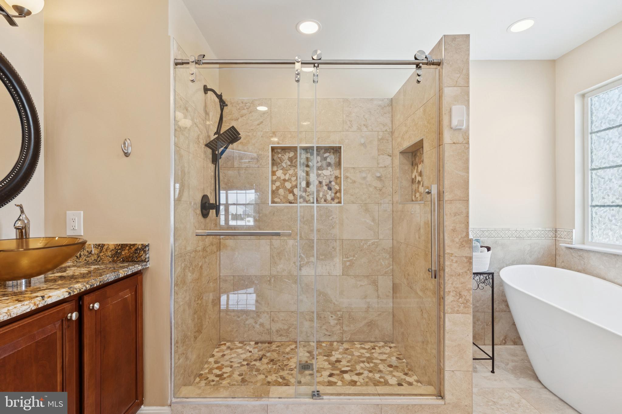 ASHBROOK - Residential