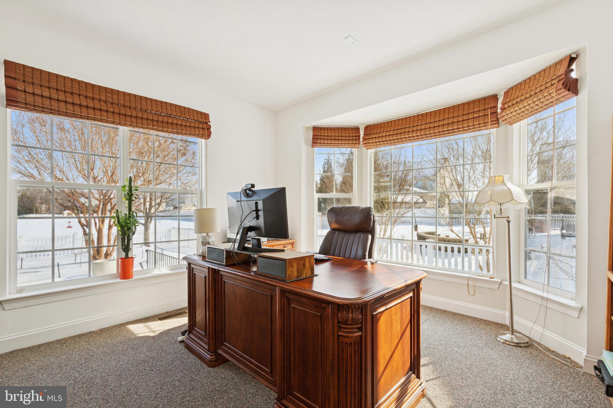 ASHBROOK - Residential