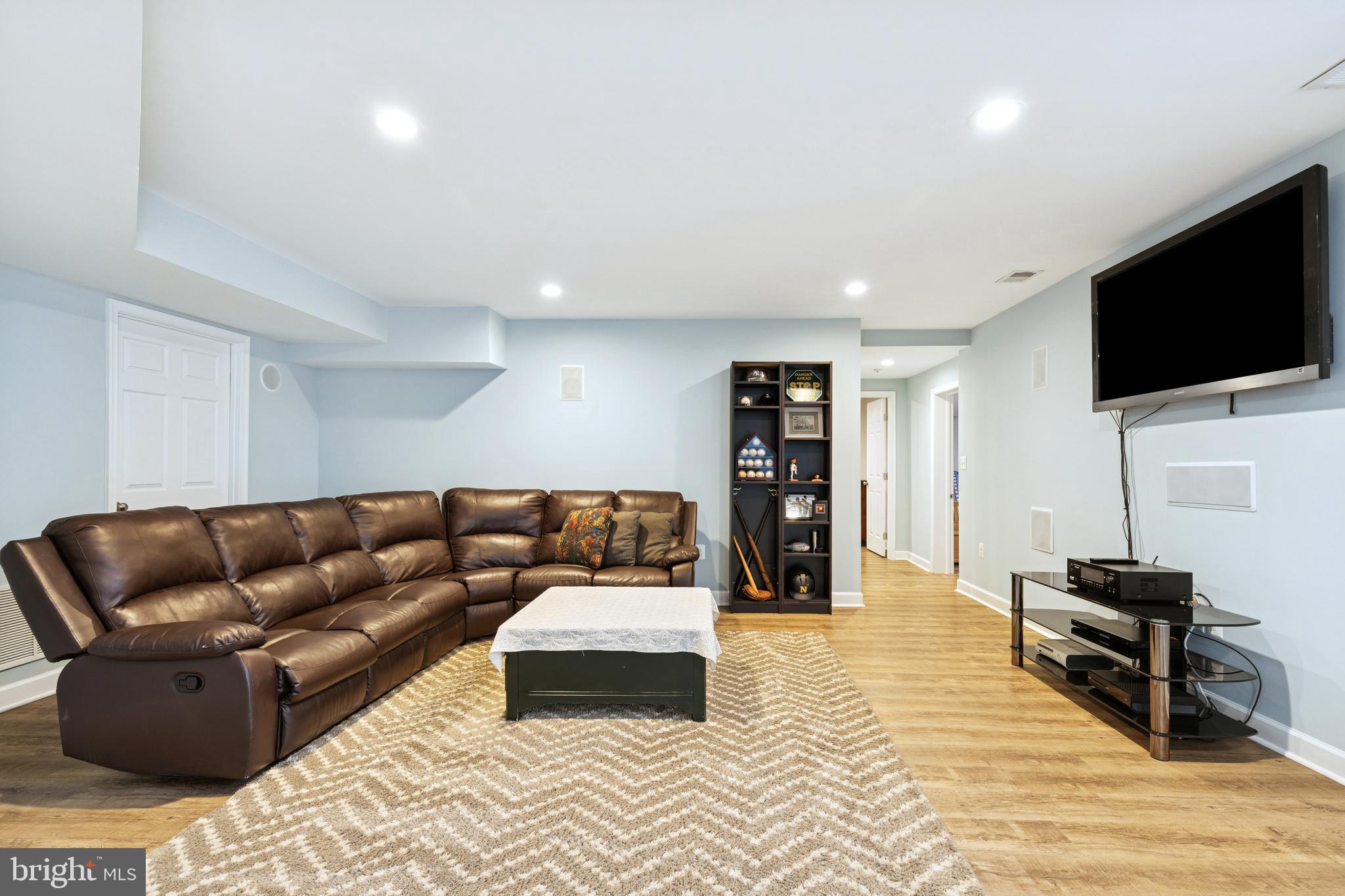 ASHBROOK - Residential