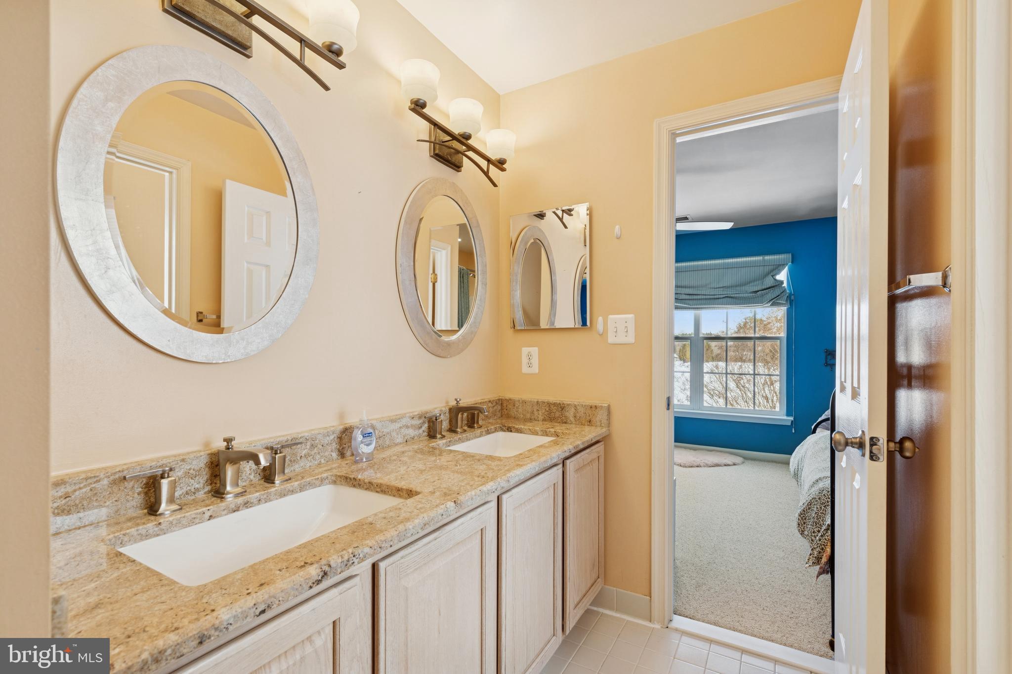 ASHBROOK - Residential