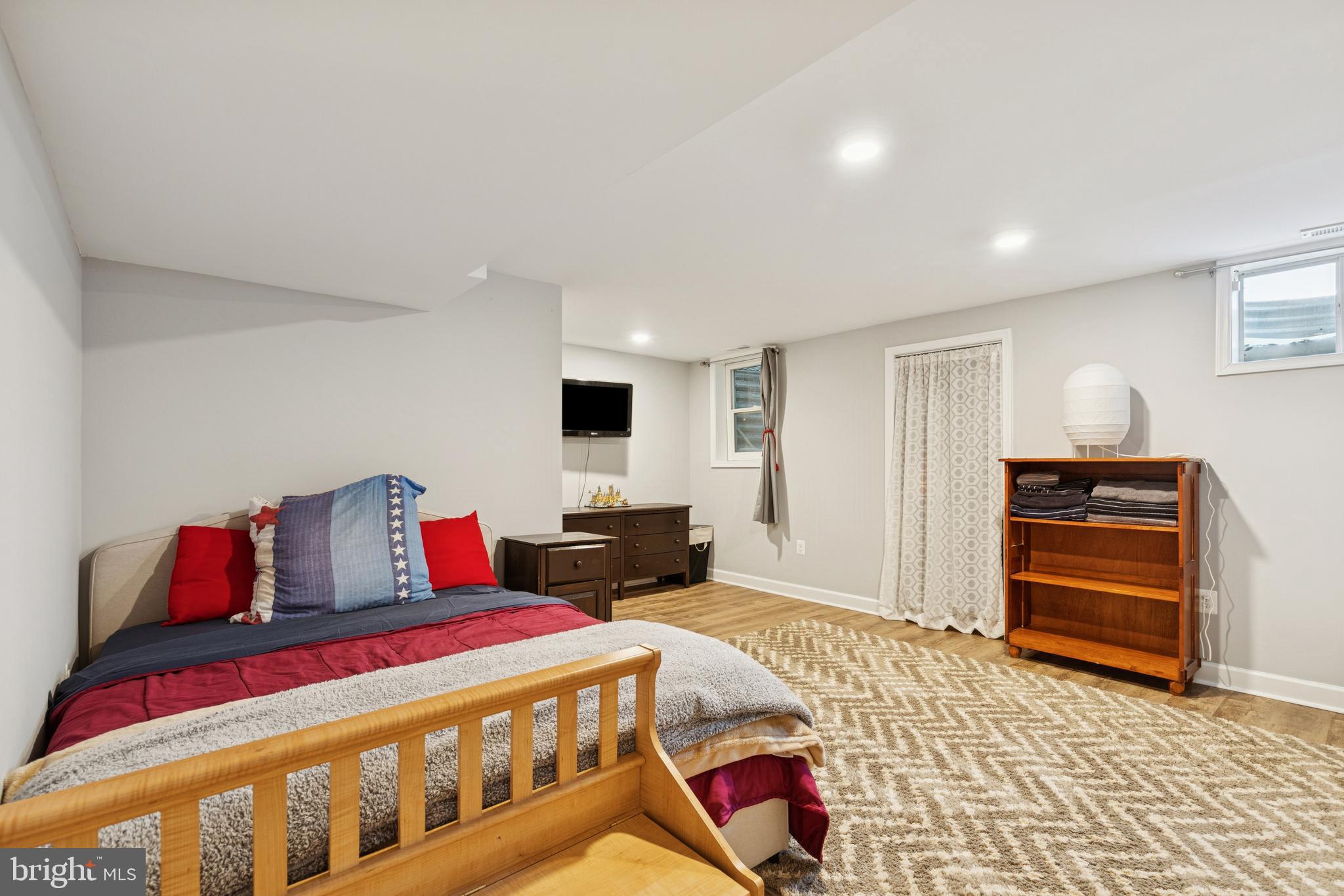 ASHBROOK - Residential